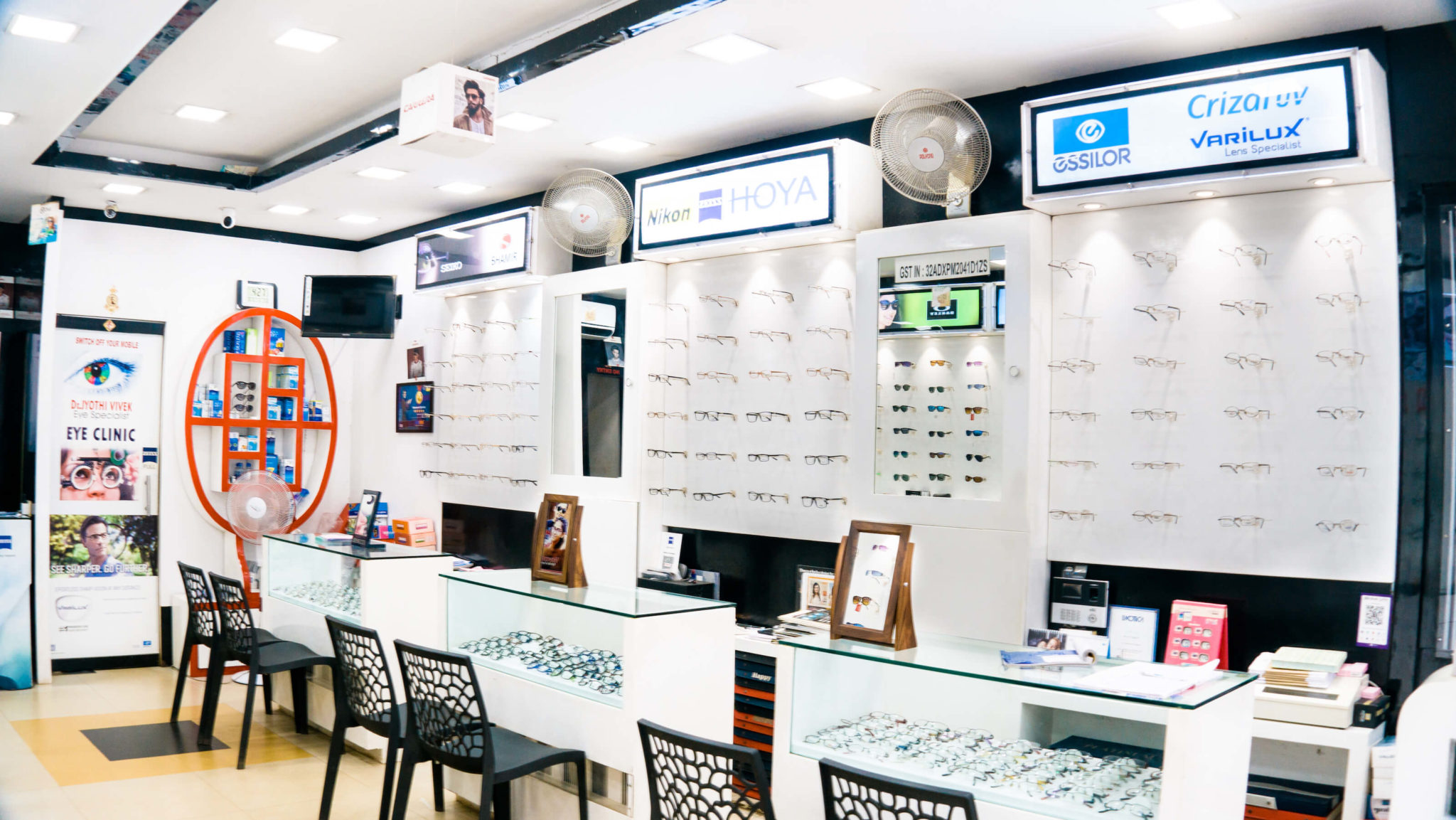 Optician Near Me Nayanam Opticals & Eye Clinic in Kannur